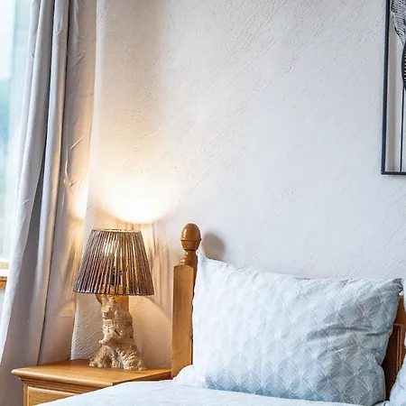 Host2u Mountain 2 Bedrooms - Fireplace * 班斯科