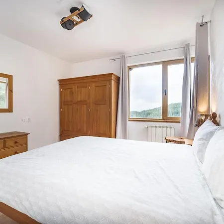 Host2u Mountain 2 Bedrooms - Fireplace