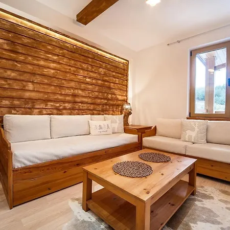 Host2u Mountain 2 Bedrooms - Fireplace Διαμέρισμα Μπάνσκο