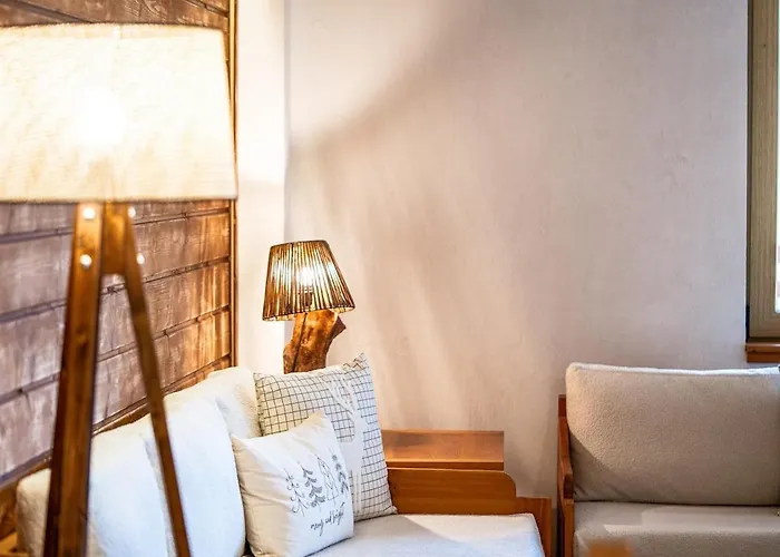 Host2u Mountain 2 Bedrooms - Fireplace Διαμέρισμα