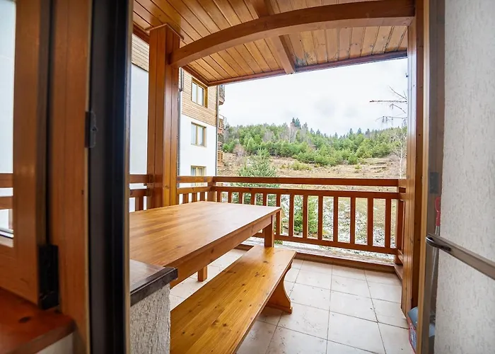 Host2u Mountain 2 Bedrooms - Fireplace Διαμέρισμα *